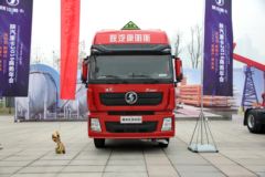 陕汽康明斯 德龙新X3000 轻量化版 420马力 6X4 危险品牵引车(SX42584V324C)