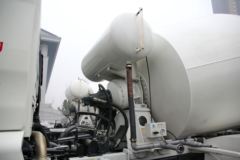 陕汽重卡 德龙新M3000 245马力 6X4 混凝土搅拌车(SX5256GJBMK324)