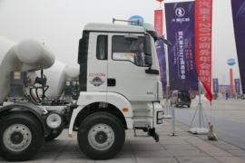 德龙新M3000 混凝土搅拌车外观                                                图片