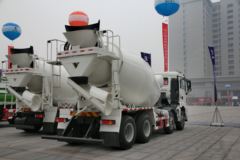 陕汽重卡 德龙新M3000 336马力 8X4 混凝土搅拌车(SX5316GJBMK306)