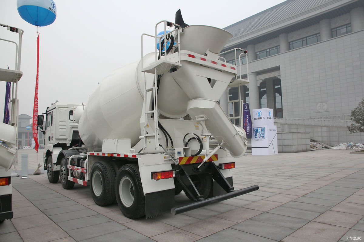 �����ؿ� ������M3000 336���� 8X4 ���������賵(SX5316GJBMK306)���                                                