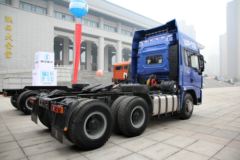 陕汽重卡 德龙X3000 超强版 550马力 6X4牵引车(SX42584Y324)