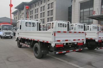 �ƿ�ŷ�� T1ϵ�� 82���� 4X2 4.15�׵��������ῨͼƬ