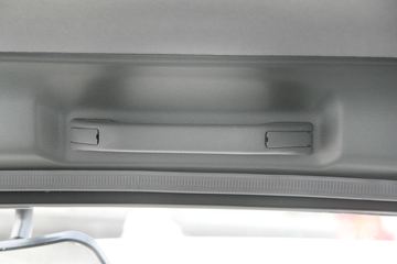 �ƿ�ŷ�� T1ϵ�� 82���� 4X2 4.15�׵��������ῨͼƬ