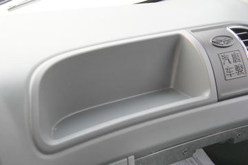 �ƿ�ŷ�� T1ϵ�� 82���� 4X2 4.15�׵��������ῨͼƬ