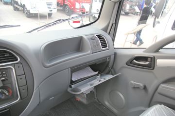 �ƿ�ŷ�� T1ϵ�� 82���� 4X2 4.15�׵��������ῨͼƬ