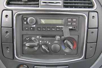 �ƿ�ŷ�� T1ϵ�� 82���� 4X2 4.15�׵��������ῨͼƬ