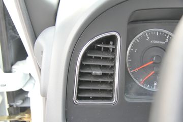 �ƿ�ŷ�� T1ϵ�� 82���� 4X2 4.15�׵��������ῨͼƬ