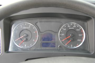 �ƿ�ŷ�� T1ϵ�� 82���� 4X2 4.15�׵��������ῨͼƬ