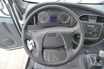 �ƿ�ŷ�� T1ϵ�� 82���� 4X2 4.15�׵��������ῨͼƬ