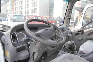 �ƿ�ŷ�� T1ϵ�� 82���� 4X2 4.15�׵��������ῨͼƬ