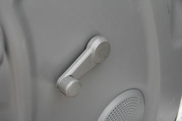 �ƿ�ŷ�� T1ϵ�� 82���� 4X2 4.15�׵��������ῨͼƬ