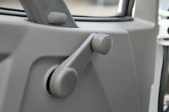 唐骏欧铃 小宝马 88马力 4X2 汽油/CNG 3.5米单排栏板微卡(ZB1021BDC3F)