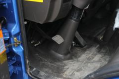 飞碟奥驰 X3系列 130马力 4X2 4.2米自卸车(8挡)