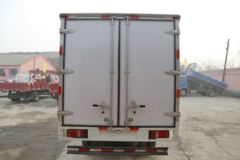 飞碟奥驰 A2系列 112马力 4X2 4.2米单排厢式轻卡(FD5047XXYW17K4)