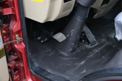 飞碟奥驰 A1系列 95马力 3.9米单排栏板轻卡(FD1040W16K)