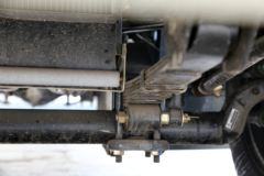 飞碟奥驰 A2系列 112马力 4X2 4.2米单排厢式轻卡(FD5047XXYW17K4)