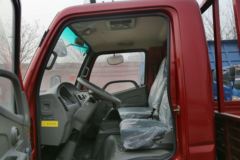 飞碟奥驰 V2系列 95马力 4.2米单排栏板轻卡(5A30H)