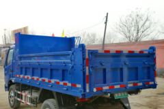 飞碟奥驰 T2 工程版 129马力 4X2 3.64米自卸车(FD3043P10K4)