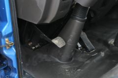 飞碟奥驰 D3系列 124马力 4.2米单排栏板轻卡(FD1046W10K)