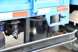 奥驰D系&nbsp;载货车底盘                                                图片