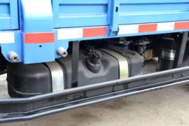 奥驰D系&nbsp;载货车底盘                                                图片