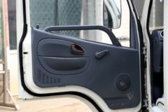 凯马 金运卡 88马力 3.3米单排厢式轻卡(汽油)(KMC5036XXYQ26D4) 凯马 金运卡 88马力 3.3米单排厢式轻卡(汽油)(KMC5036XXYQ26D4)