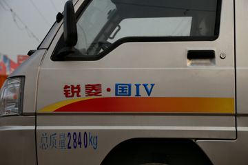 ���� ���� 1.1L 60���� ���� 2.7�׵�����ʽ΢��ͼƬ