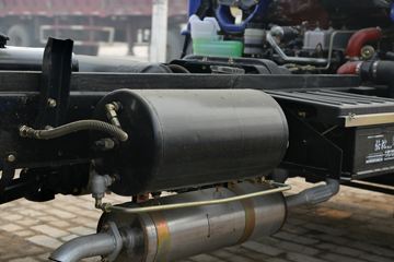 ���� ���� 95���� 4X2 4.2����ж��ͼƬ