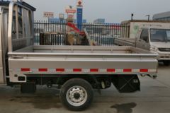 凯马 锐菱 1.1L 60马力 汽油/CNG 2.55米双排栏板微卡(KMC1030L27S5)