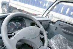 跃进 小福星S50Q 1.3L 87马力 汽油 3米单排厢式微卡(NJ5032XXYPBGBNZ1)