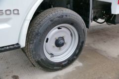 跃进 小福星S50Q 1.3L 87马力 汽油 3米单排厢式微卡(NJ5032XXYPBGBNZ1)