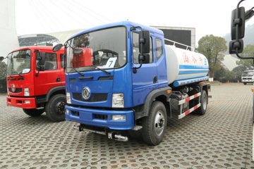 东风华神 御虎 170马力 4X2 洒水车(EQ5168GSSL)