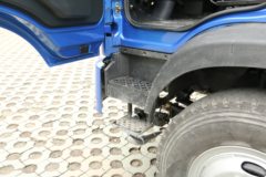 东风华神 御虎 170马力 4X2 洒水车(EQ5168GSSL)