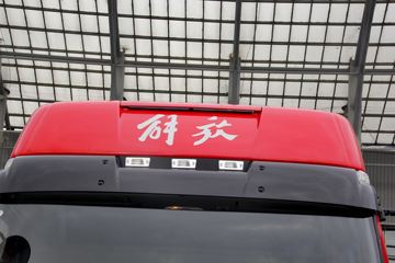 һ J6Pؿ 500 6X4ǣ(CA4250P66K24T1A1HE4)ͼƬ