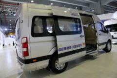 福田商务车 图雅诺S 161马力 封闭厢式货车(商旅版长轴中顶)