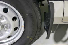 福田商务车 图雅诺S 161马力 封闭厢式货车(商旅版长轴中顶)