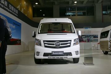 福田商务车 图雅诺S 商旅版 163马力 封闭厢式货车