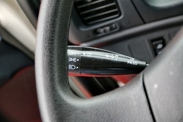 广汽日野 700系列重卡 420马力 6X4牵引车(危险品)(YC4250SS2PK4)驾驶室图片
