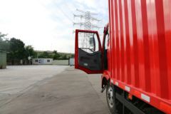 一汽柳特 金陆中卡 160马力 4X2 7.7米厢式载货车(LZ5161XXYPK2E4L5A95)