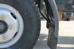 东风 凯普特E280 116马力 单排轻卡底盘(DFA1041SJ39D6)