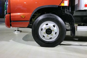 ���� ����TX 103���� 3.655�׵�����ʽ�Ῠ(CNG/����)(BJ5031XXY-CB)ͼƬ