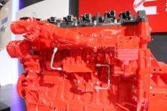 福田康明斯ISGe4 380 380马力 12L 国四 柴油发动机