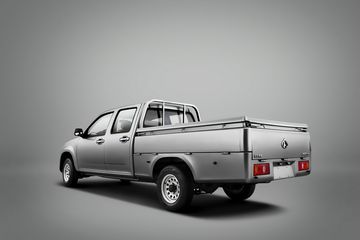 长安凯程 神骐F30 标准版 1.5L汽油 112马力 两驱 短轴双排皮卡