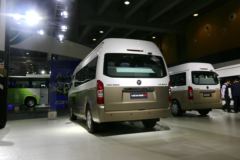 福田商务车 风景G9 129马力 5.38米客车