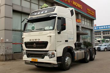 中国重汽 HOWO T7H重卡 400马力 6X4危险品牵引车(国五)(ZZ4257V324HE1W)(速比:3.36)