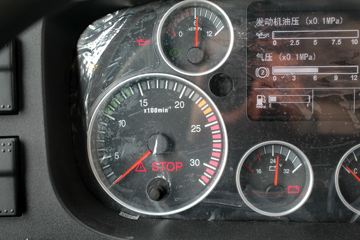 �й����� HOWO T7H�ؿ� 400���� 6X4Σ��Ʒǣ����(����)(�ٱ�:3.36)ͼƬ