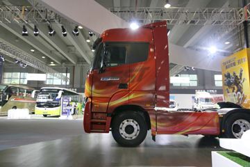 ���� ŷ��EST 6ϵ�ؿ� �������� 430���� 6X4ǣ����ͼƬ