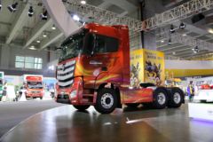 福田 欧曼EST 6系重卡 超级卡车 430马力 6X4牵引车