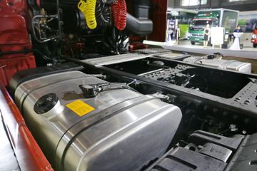 ���� ŷ��EST 6ϵ�ؿ� �������� 430���� 6X4ǣ����ͼƬ